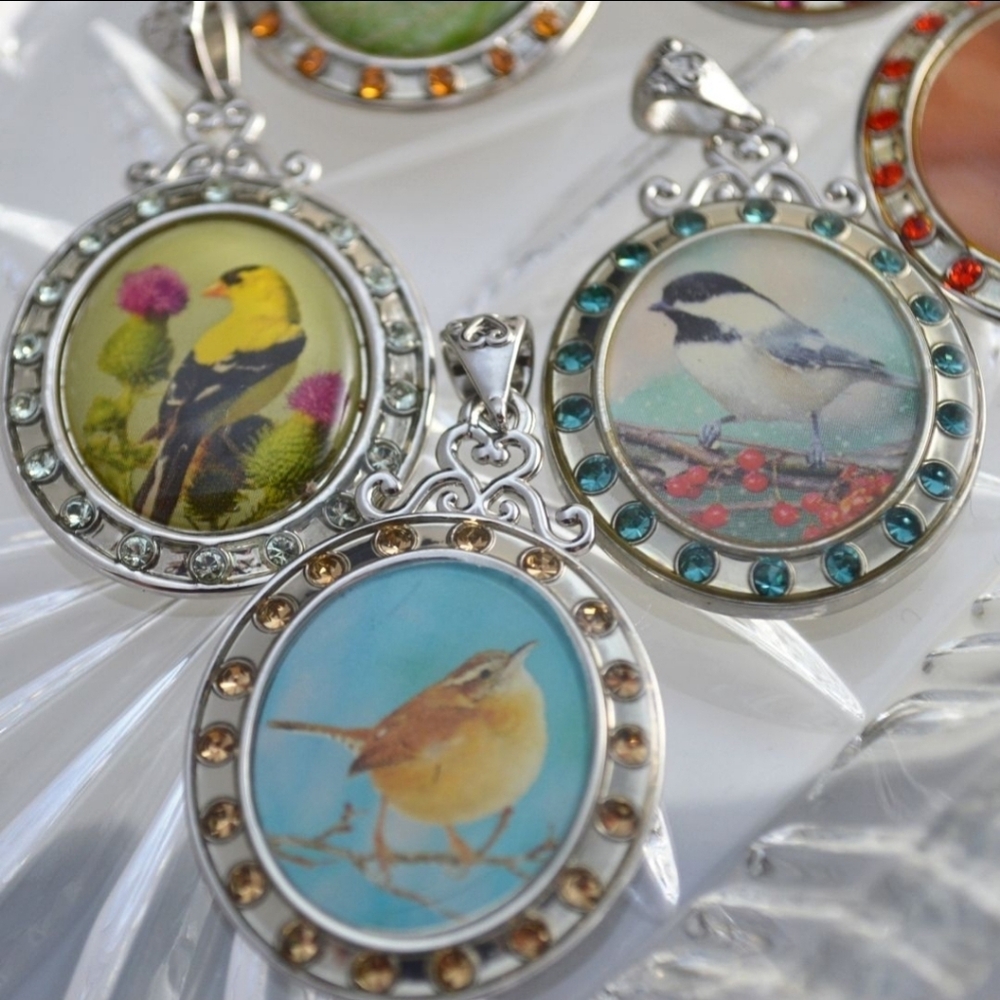 Willabee&Ward Swarovski Songbird Birth Month Pendants Set - Picture 7 of 9